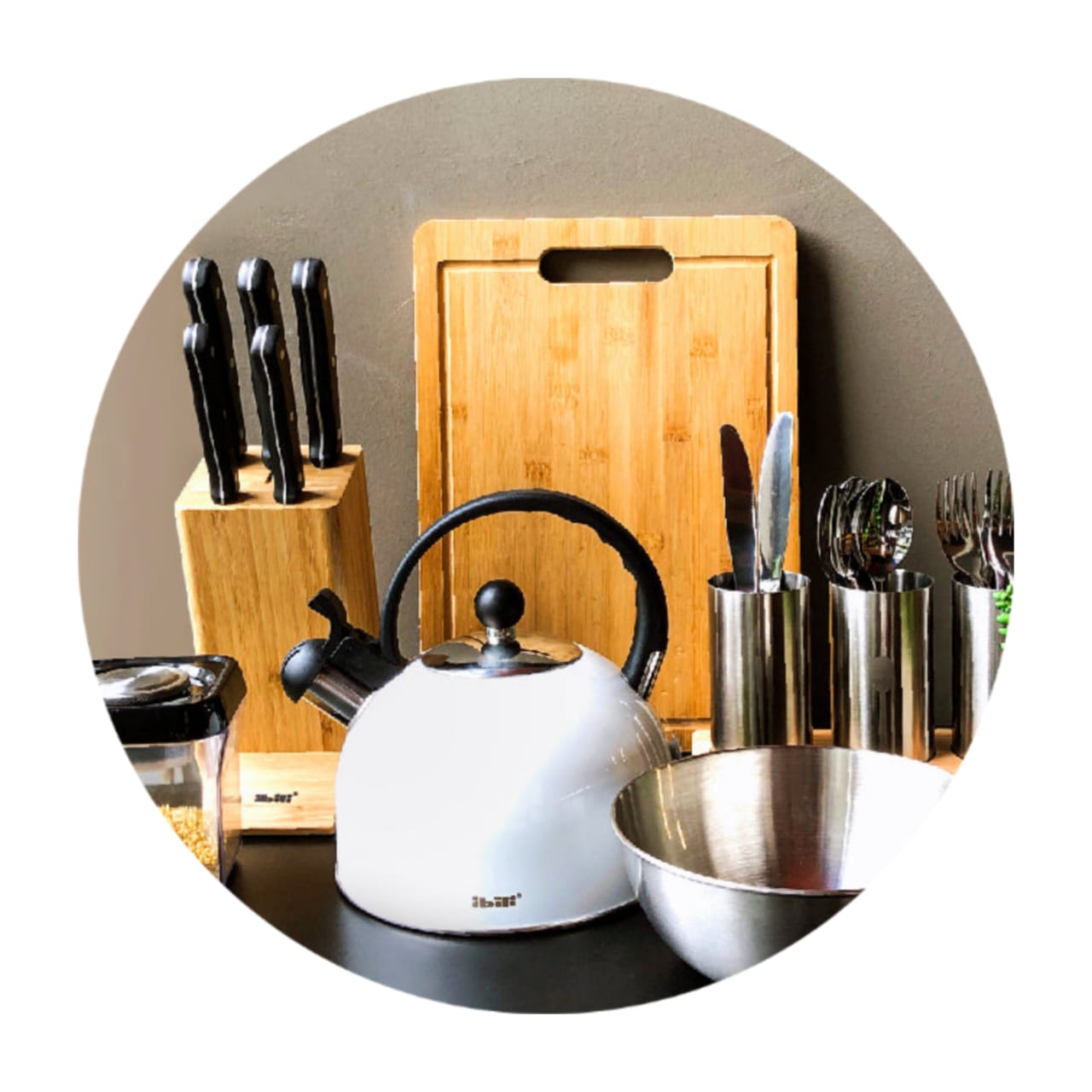HOME & KITCHEN